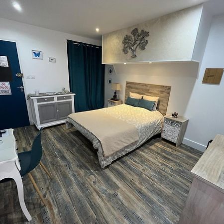 Chambres D'Hotes A La Forge Du Coglais La Selle-en-Cogles 外观 照片