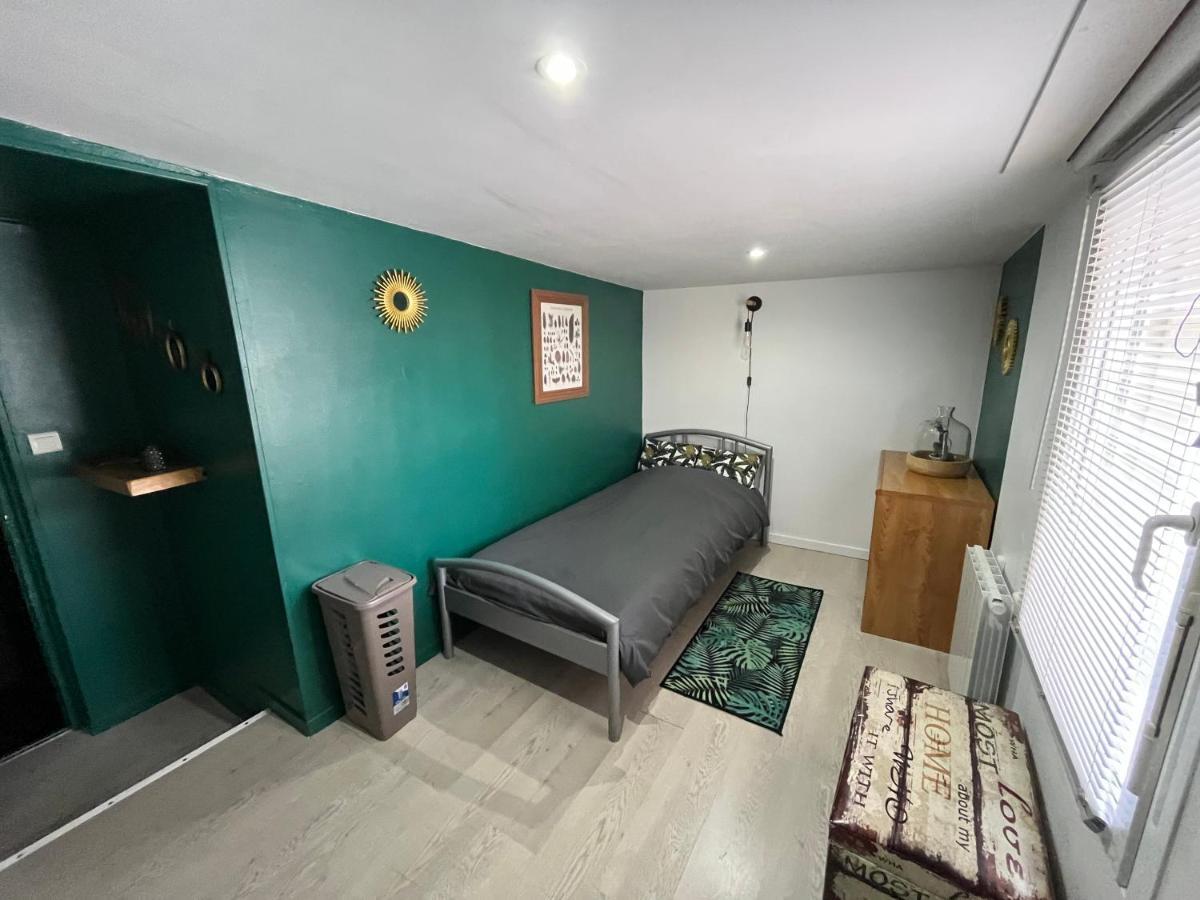Chambres D'Hotes A La Forge Du Coglais La Selle-en-Cogles 外观 照片