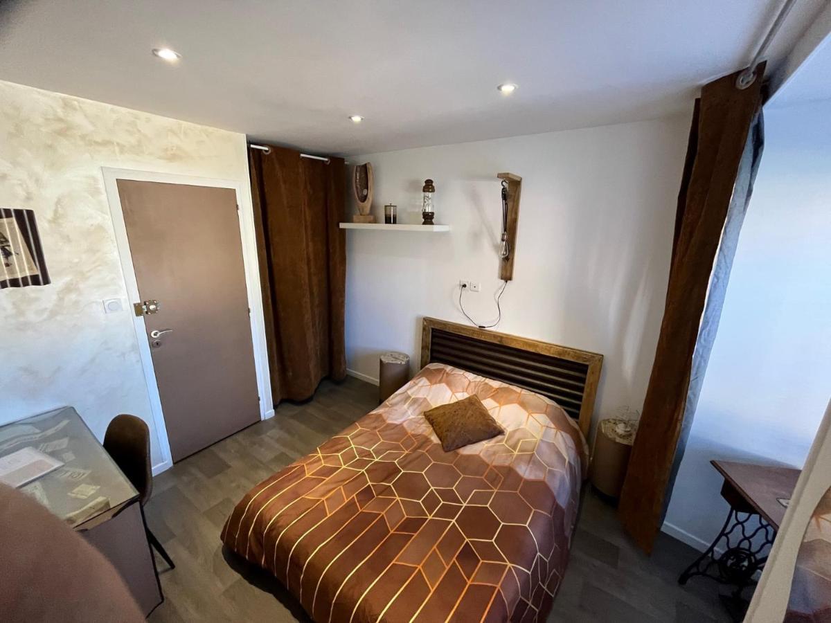 Chambres D'Hotes A La Forge Du Coglais La Selle-en-Cogles 外观 照片