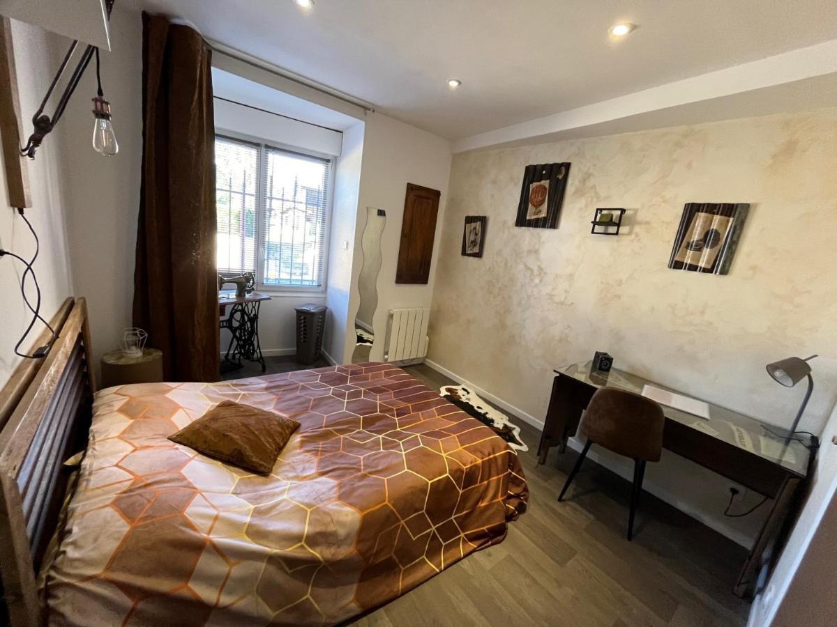 Chambres D'Hotes A La Forge Du Coglais La Selle-en-Cogles 外观 照片