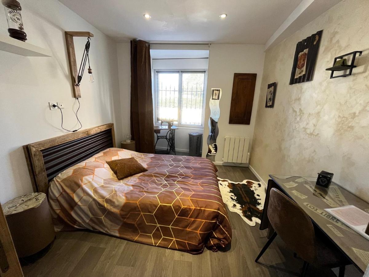 Chambres D'Hotes A La Forge Du Coglais La Selle-en-Cogles 外观 照片
