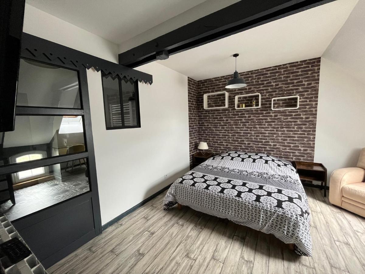 Chambres D'Hotes A La Forge Du Coglais La Selle-en-Cogles 外观 照片