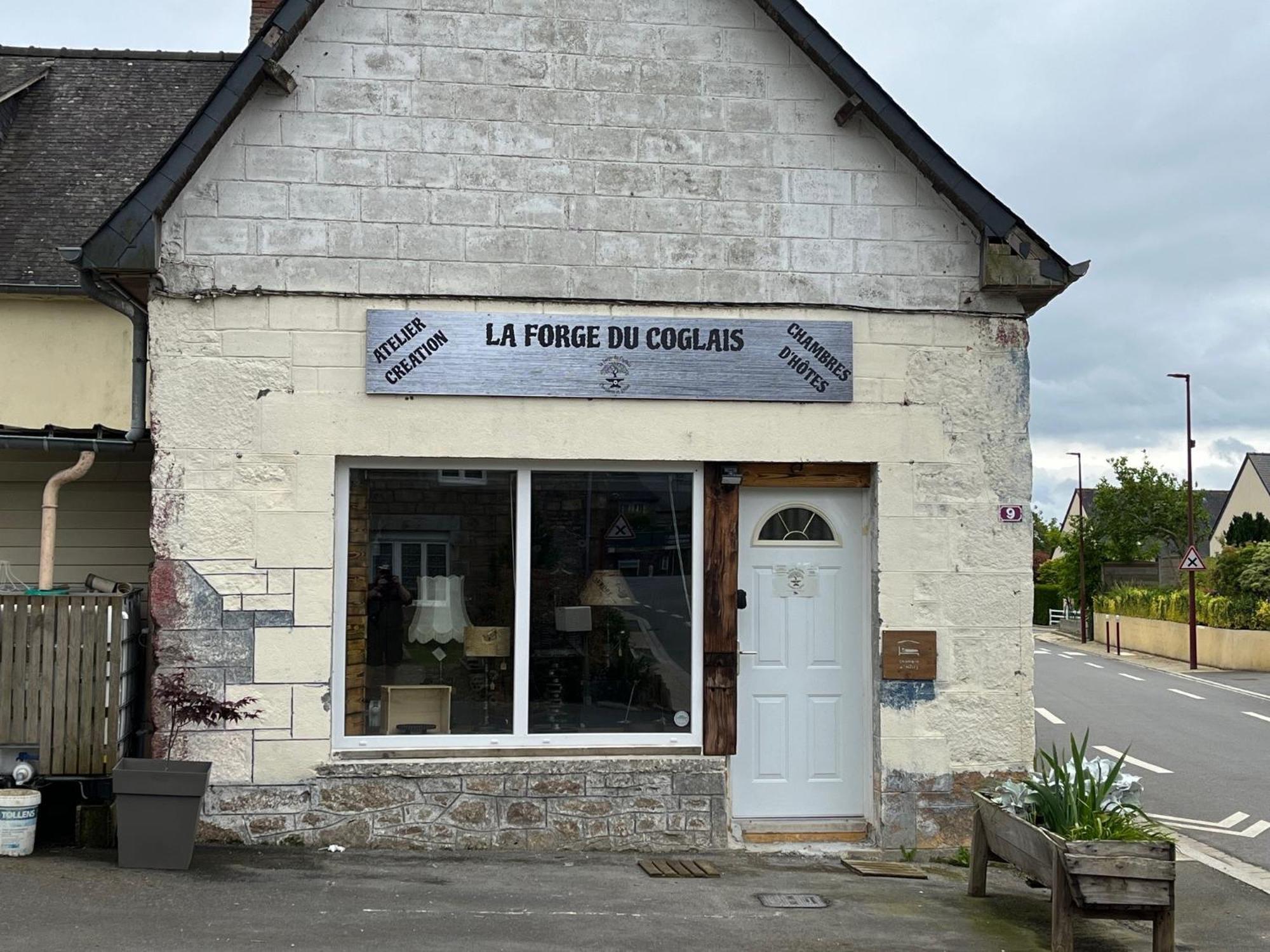 Chambres D'Hotes A La Forge Du Coglais La Selle-en-Cogles 外观 照片